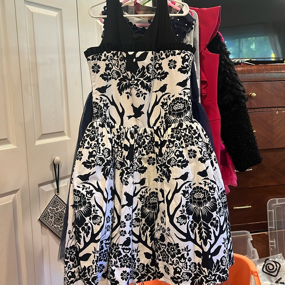 Fiveloaves Twofish Girl's Size 14 Fit & Flare Formal Floral Dress Black & White